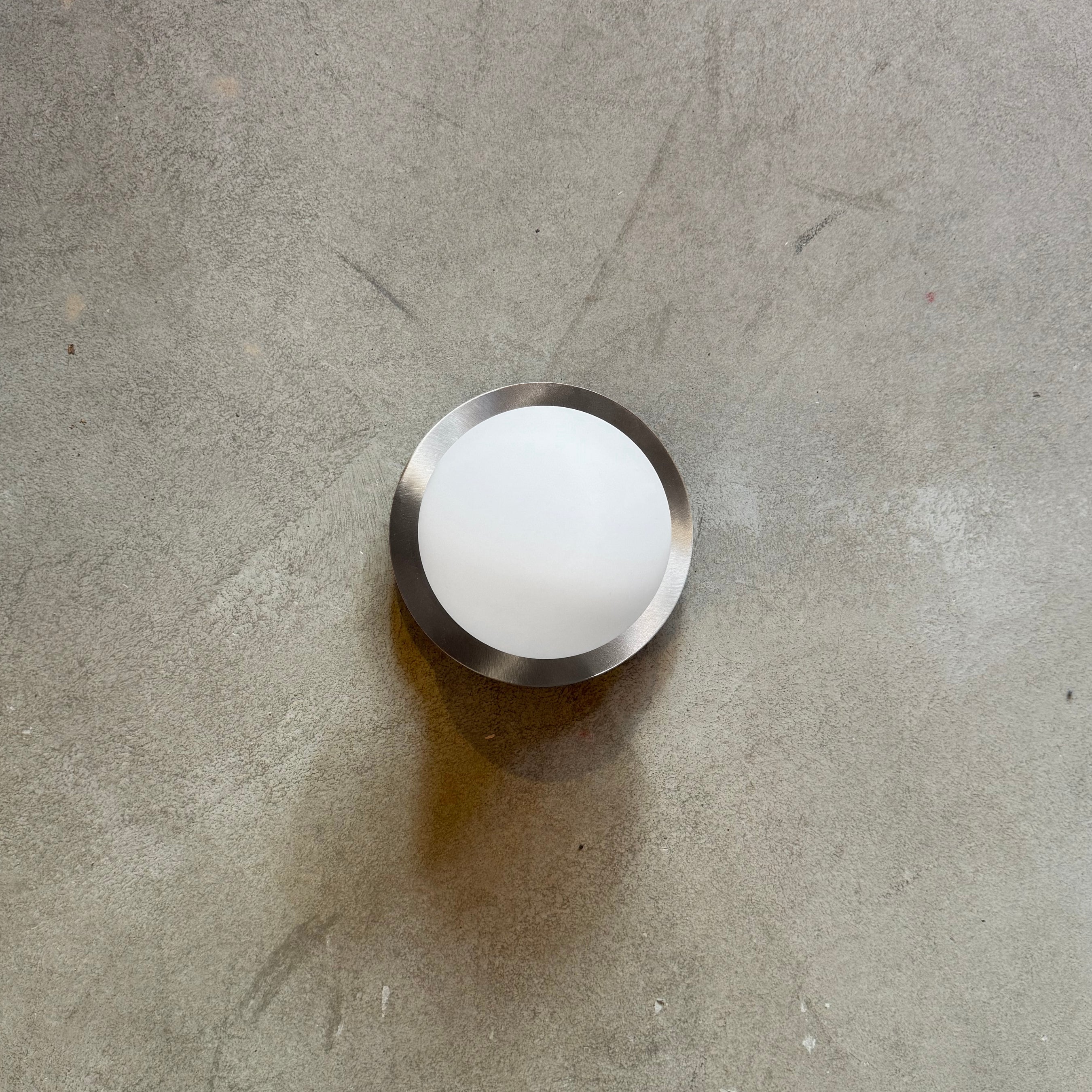 Toniton Circle 160 vegglampe polert metall IP44