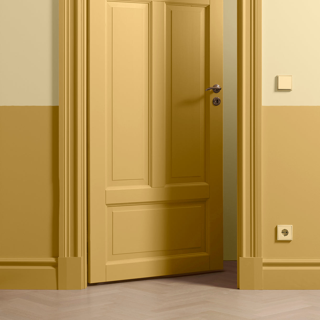 Toniton Pale Yellow 01 bryter gul standard
