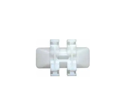 Restagraf 10366 listklips karosseri Mercedes 4 pk svart