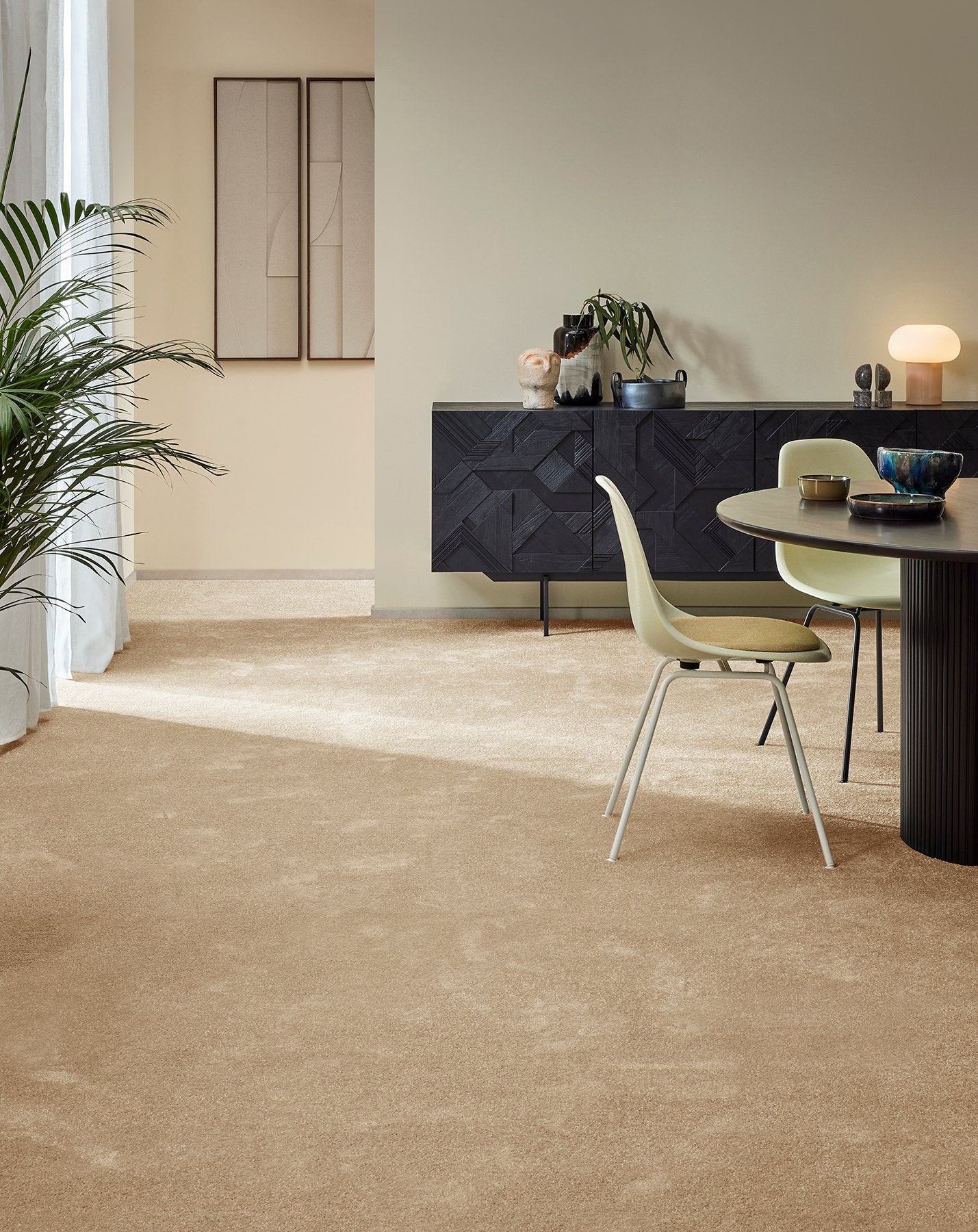 Invictus Crixus 30 teppeflis Blanced Almond 3,36 m² beige