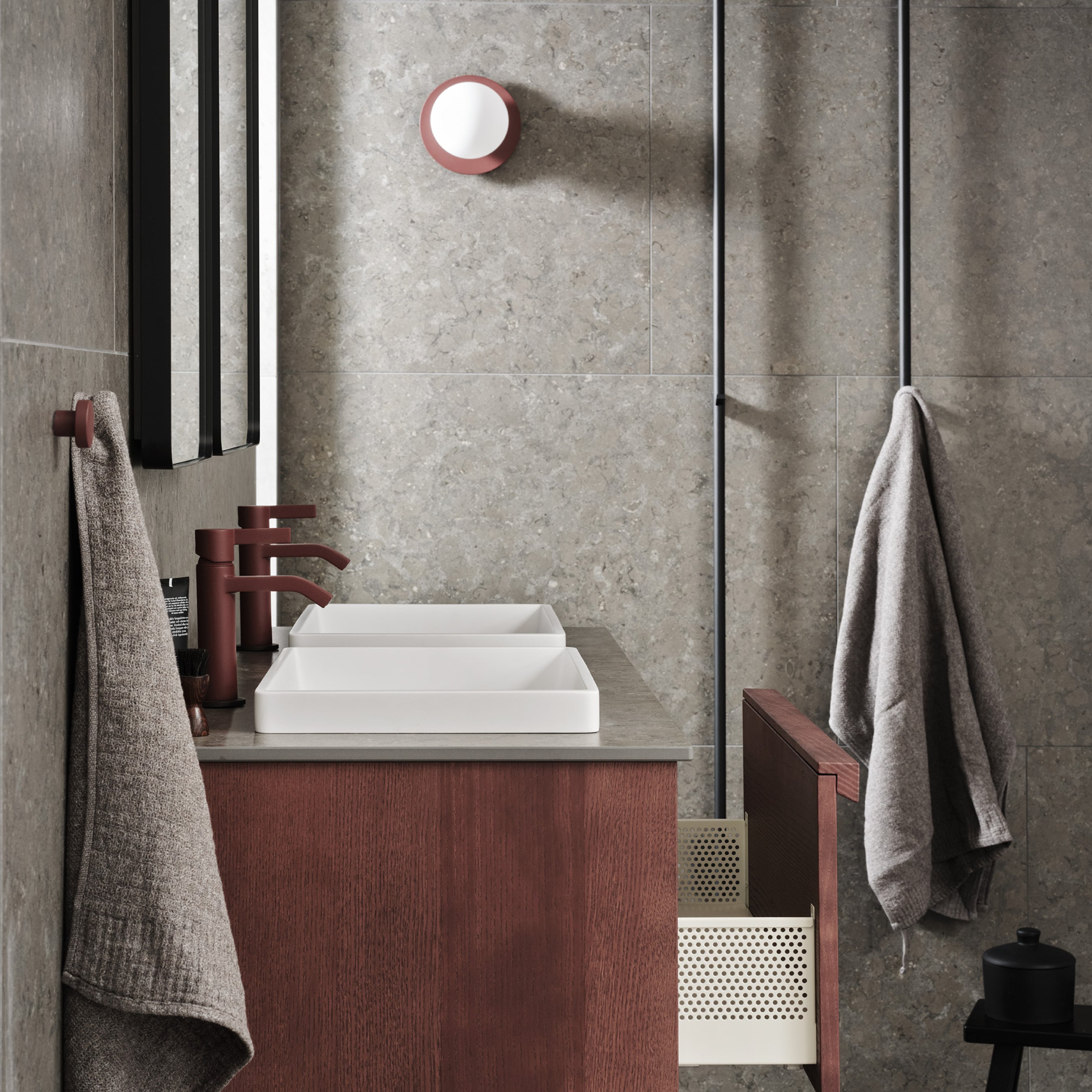 Toniton Circle 160 vegglampe Reddish Brown IP44
