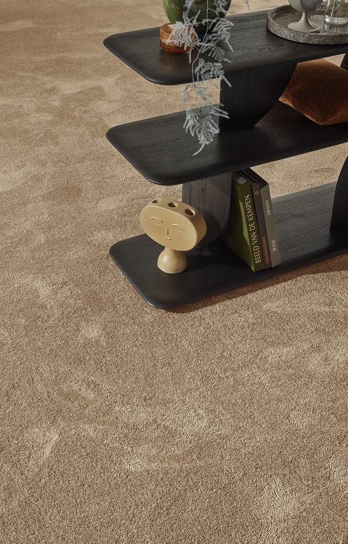 Invictus Priscus 30 teppeflis Blanced Almond beige