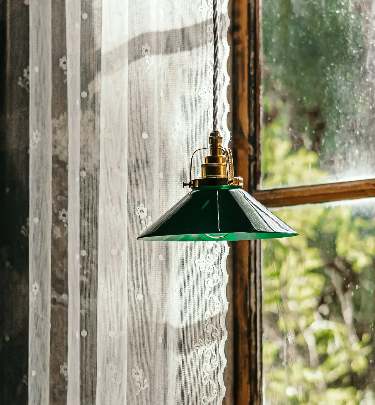 Gysinge skomakerlampe liten grønn taklampe