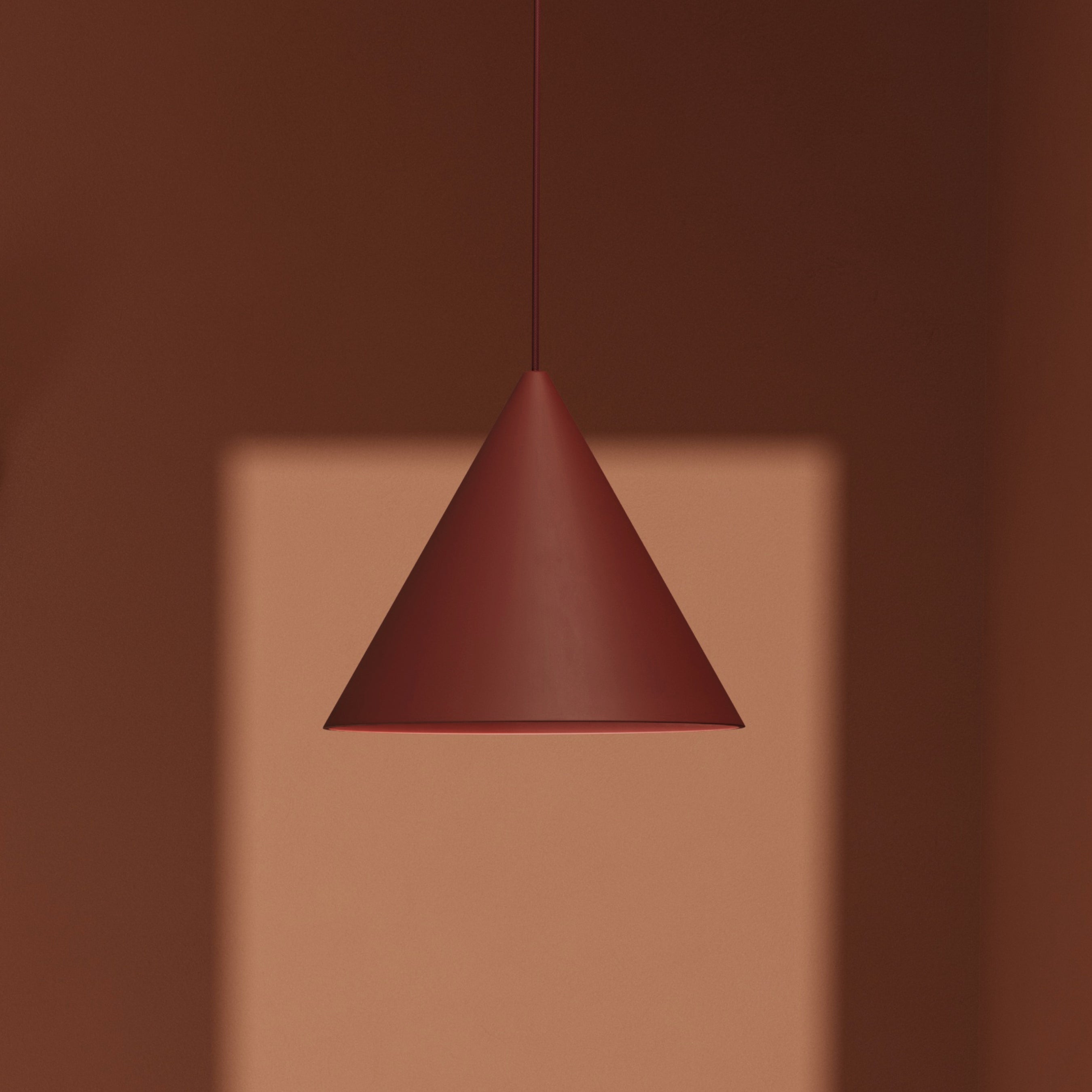 Toniton Cone takpendel 300 Reddish Brown rødbrun