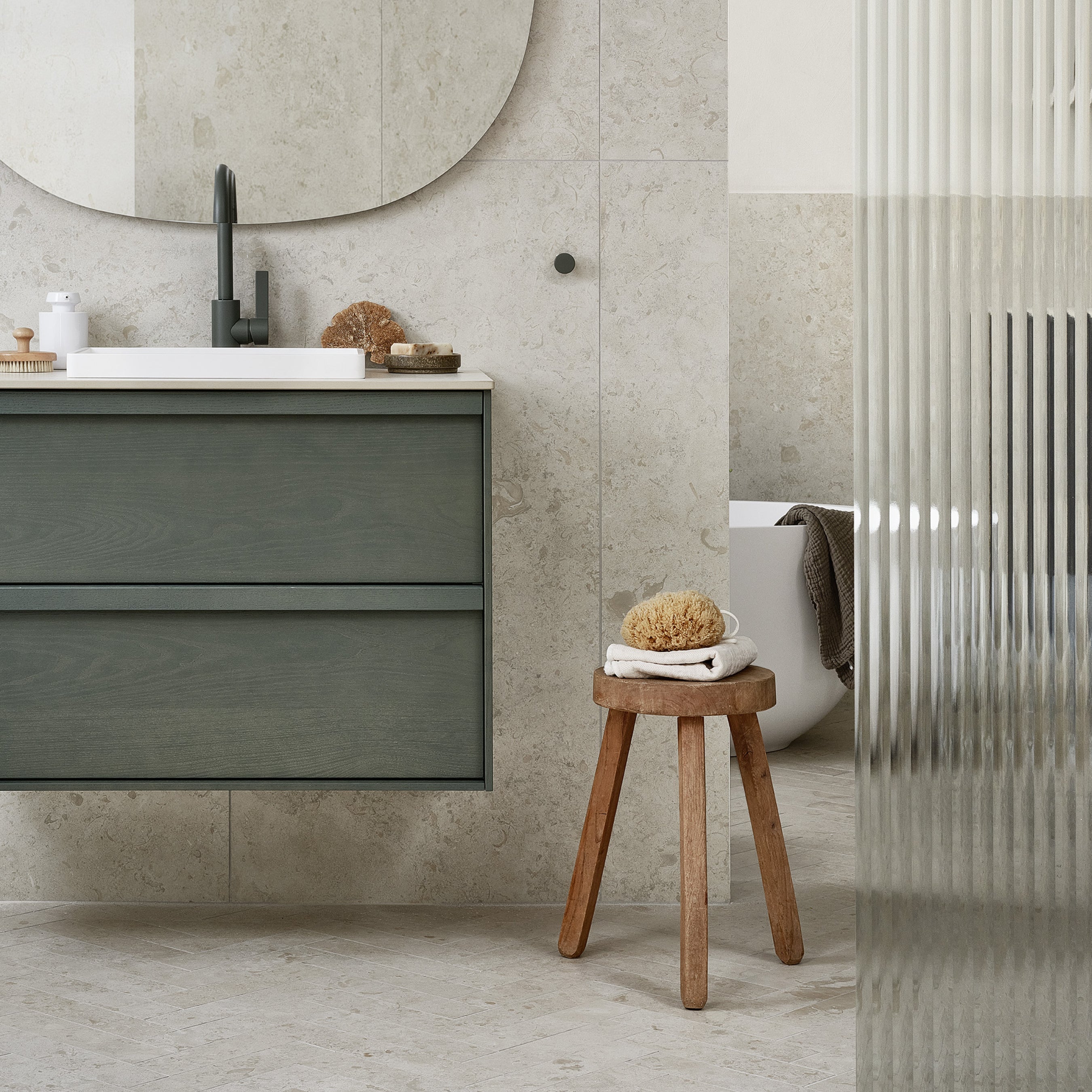 Toniton Circular Ash Green møbelknott metall grågrønn
