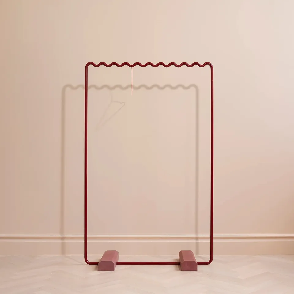 Toniton Sine Hanger Medium klesstativ Peach 148 cm frittstående