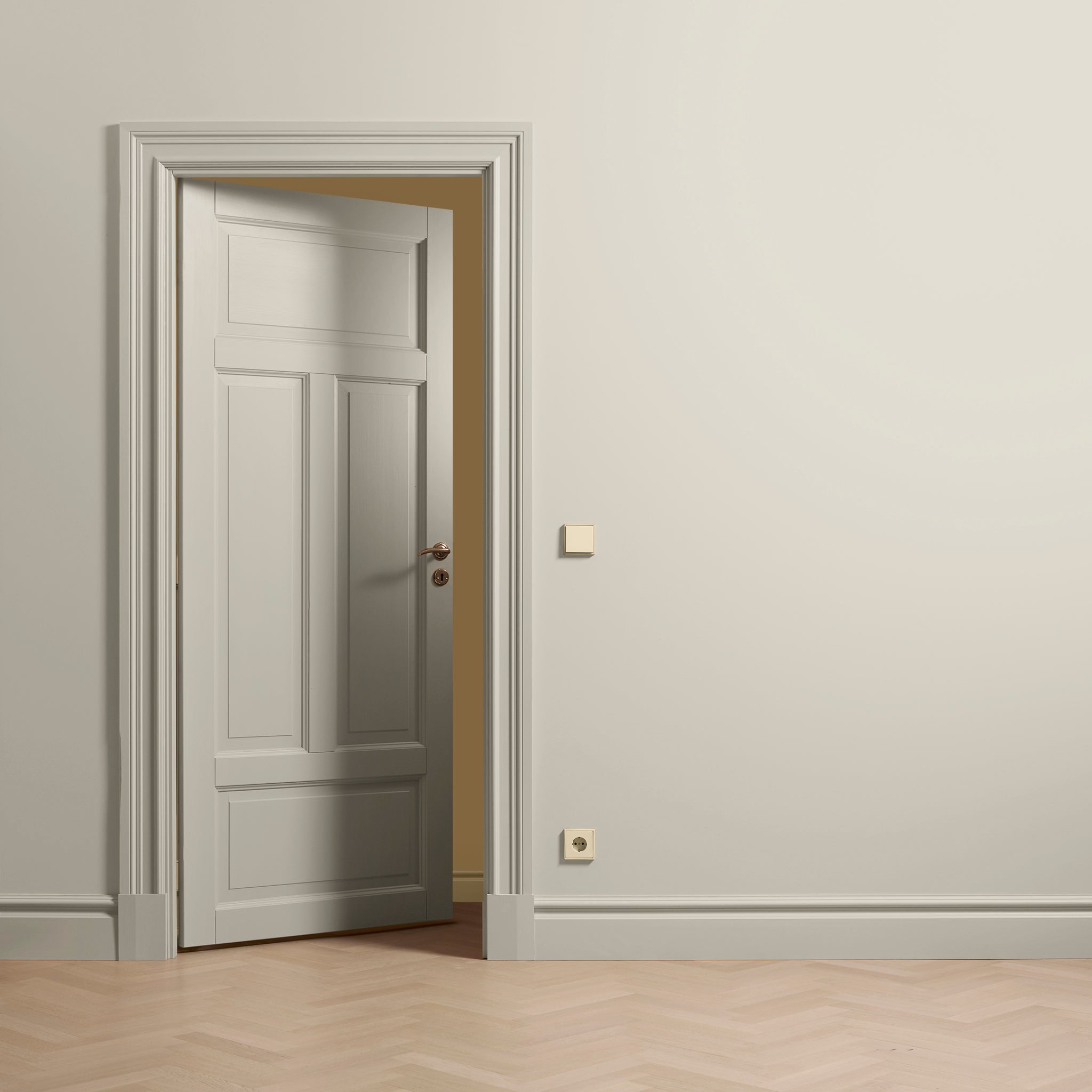 Toniton Pale Yellow 01 bryter lysegul