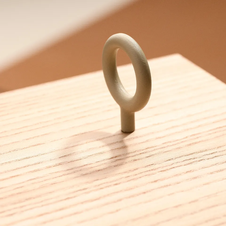 Toniton Key Greige møbelknott 30 mm greige