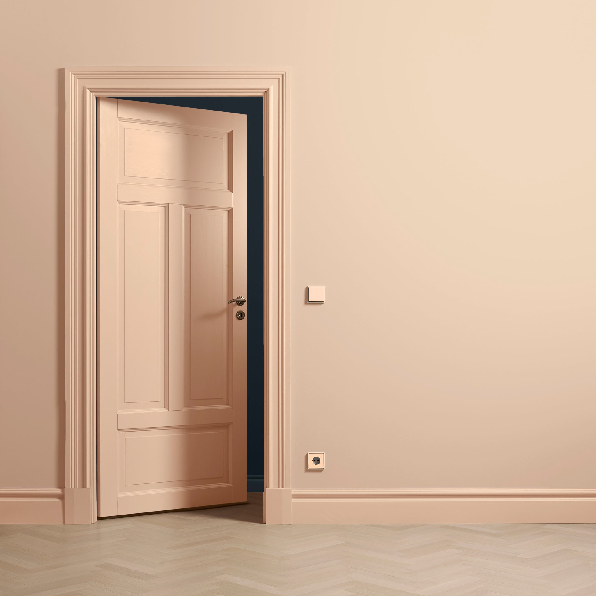 Toniton Les Couleurs Deep Creme 02 bryter stikkontakt krem